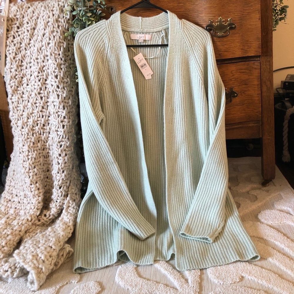 Ribbed soft cardigan